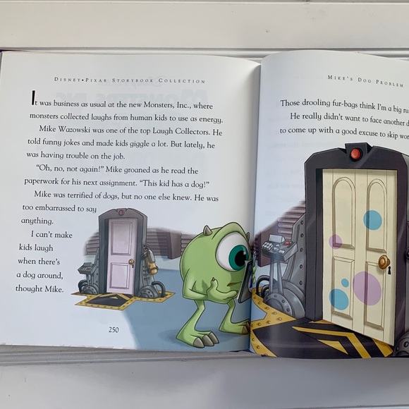 Disney Storybook Collection - Picture 8 of 9